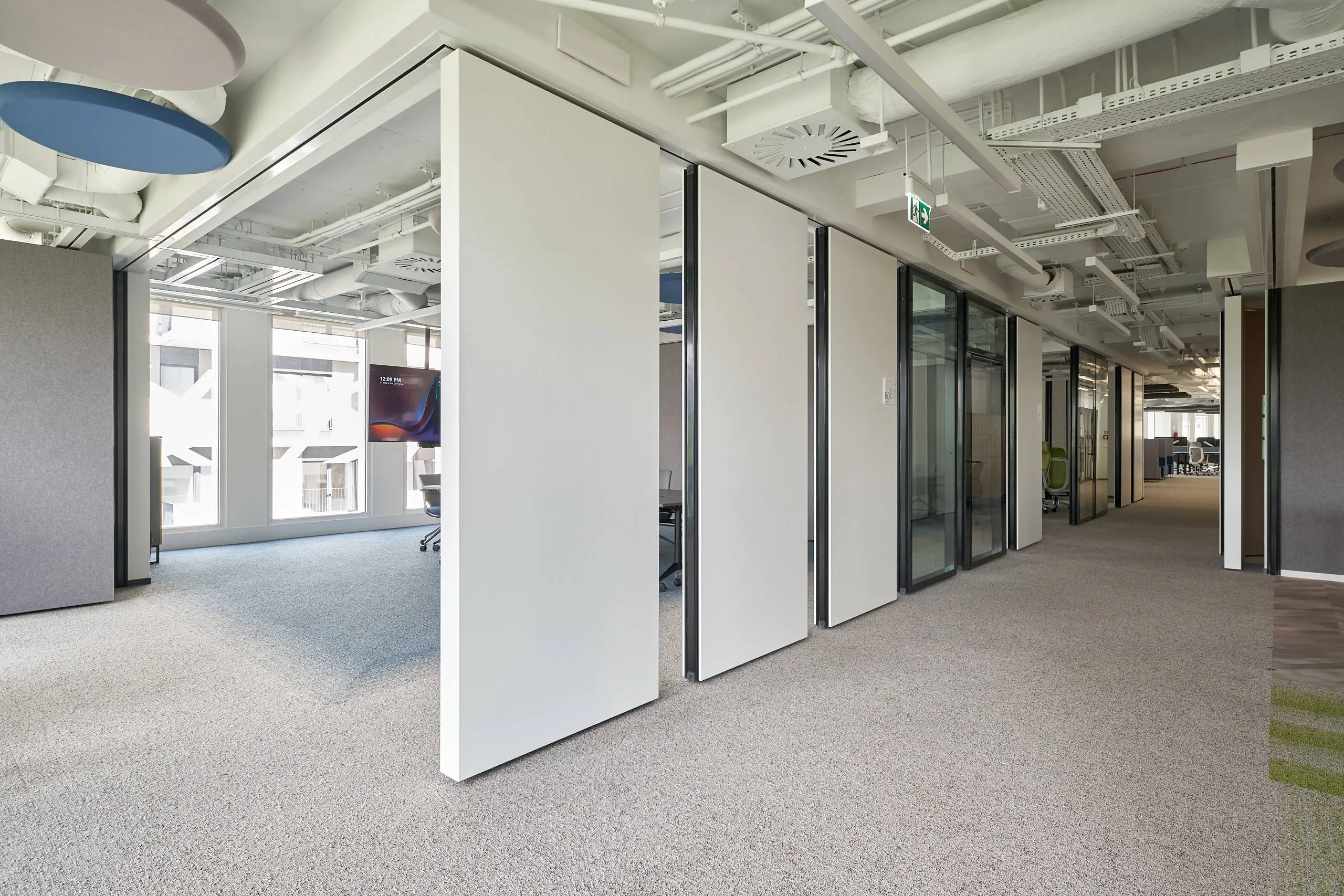 ZigZak mobile walls in the “Obiekty” Magazin
